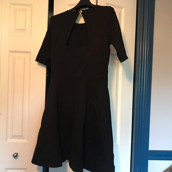 Black little dress with pockets - Picture 9 of 10